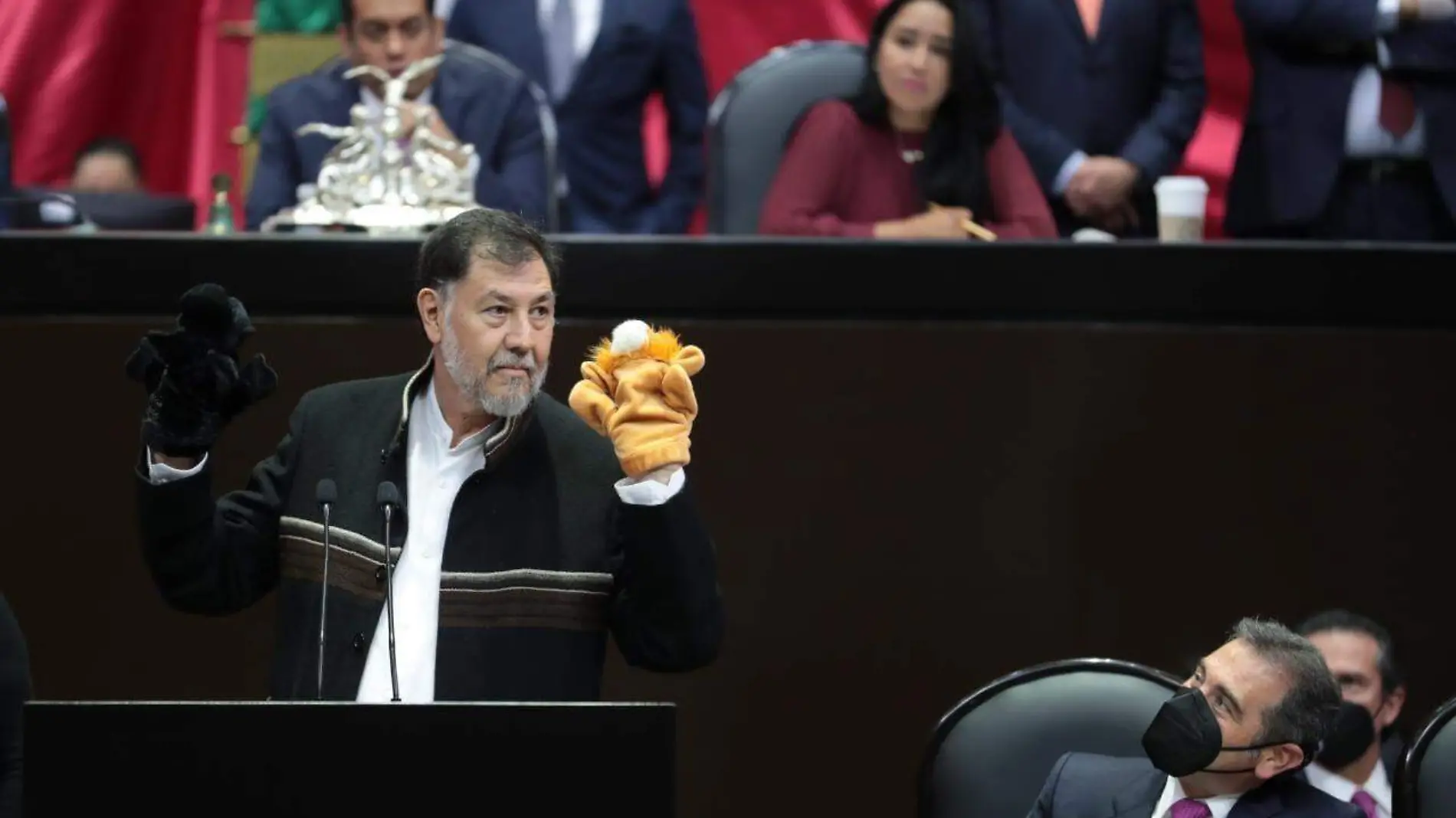 Noroña pide juicio político a Lorenzo Córdova, presidente del INE